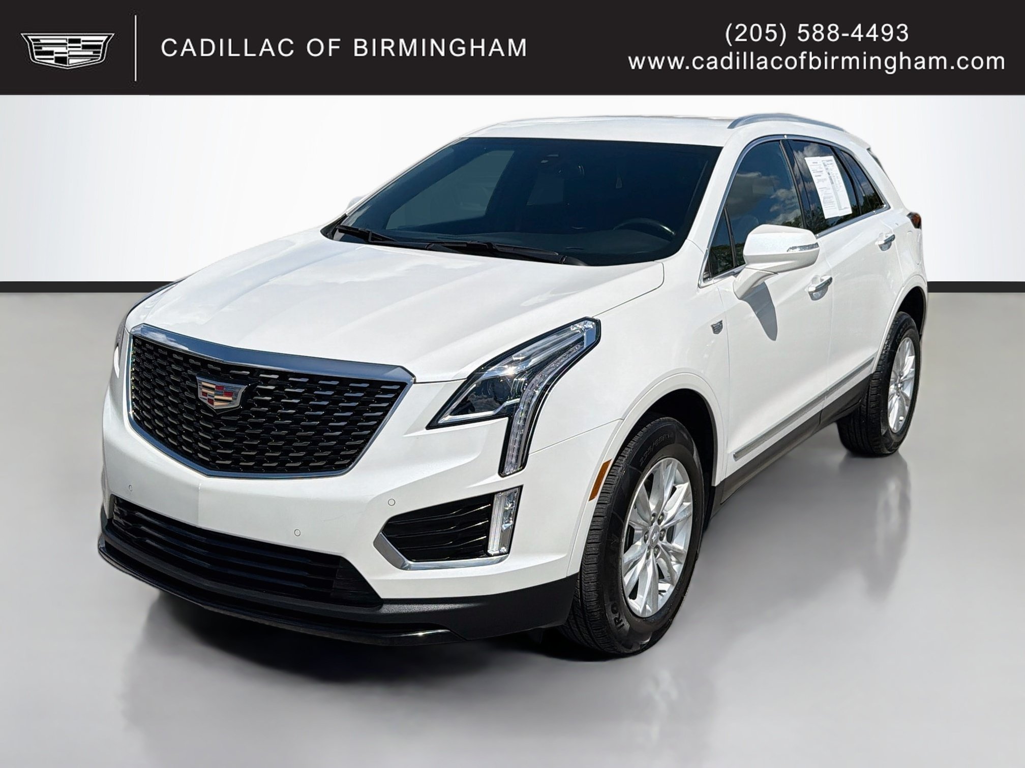 Used 2023 Cadillac XT5 Luxury FWD image 1