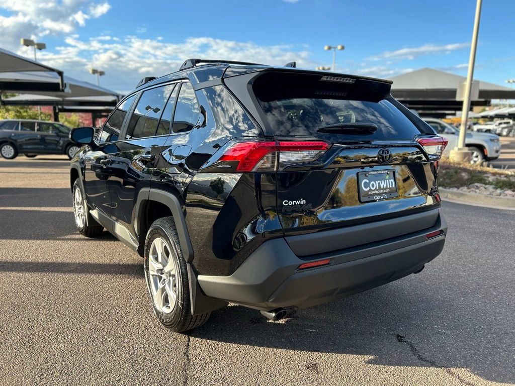 Used 2025 Toyota RAV4 XLE w/ Convenience Package image 6