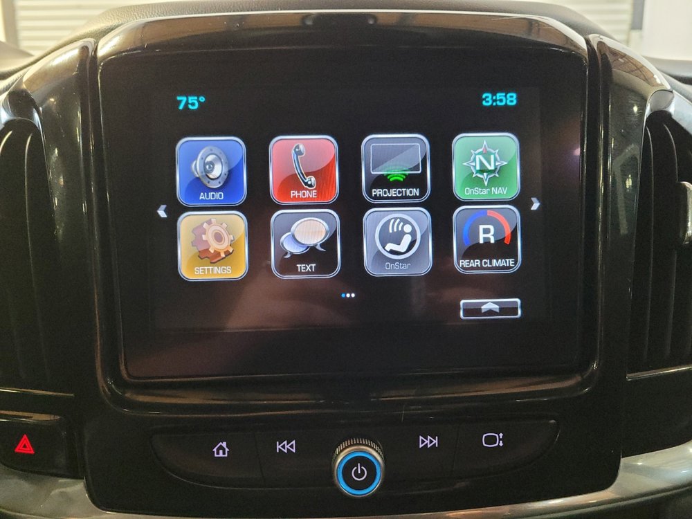 Used 2018 Chevrolet Traverse LT image 25