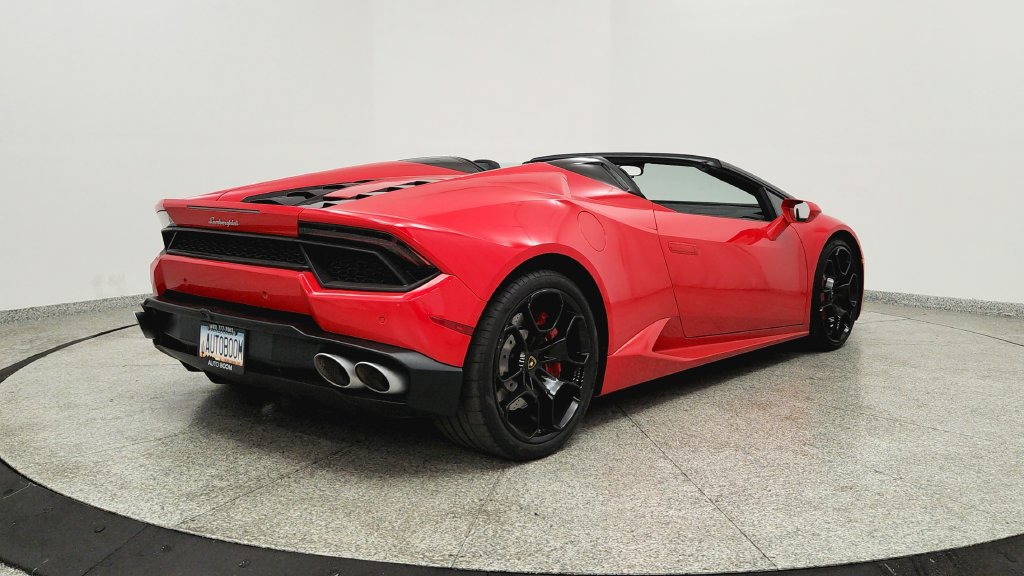 Used 2017 Lamborghini Huracan LP 580-2 RWD image 5