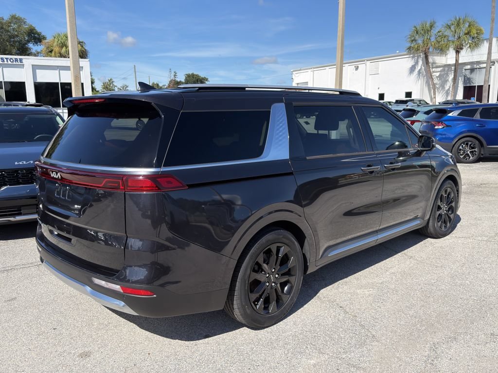 Used 2022 Kia Carnival SX Prestige FWD image 5
