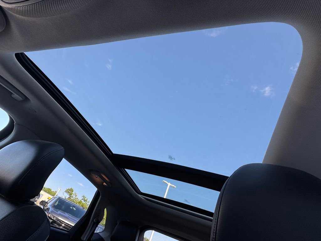 Used 2018 Ford Edge Sport w/ Equipment Group 401A AWD/4WD image 26