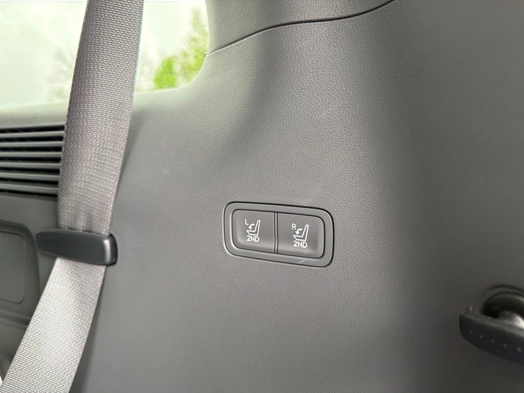 Certified 2025 Hyundai Santa Fe SEL AWD/4WD image 13