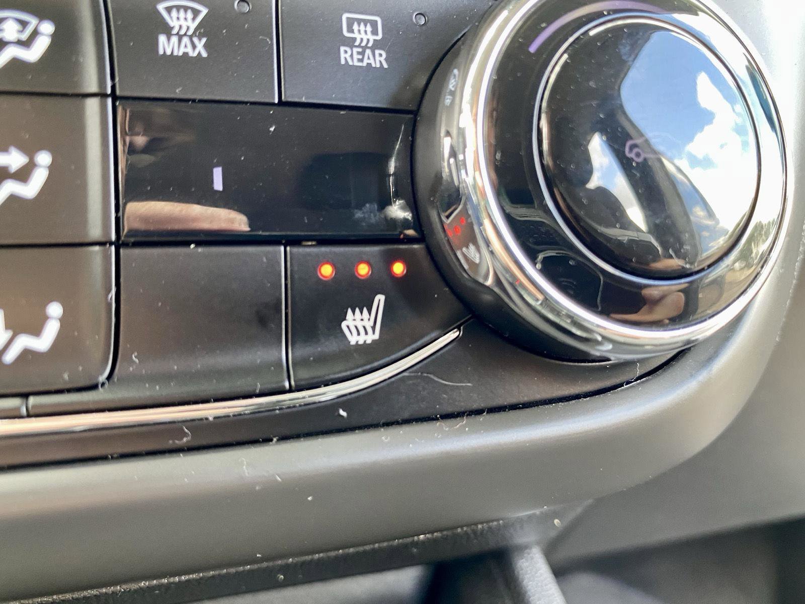 Used 2021 Chevrolet TrailBlazer LT w/ Convenience Package FWD image 5