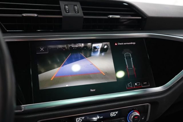 Used 2023 Audi Q3 2.0T Premium image 27