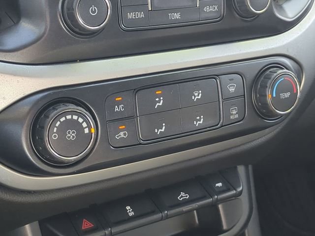 Used 2016 Chevrolet Colorado LT w/ LT Convenience Package image 27