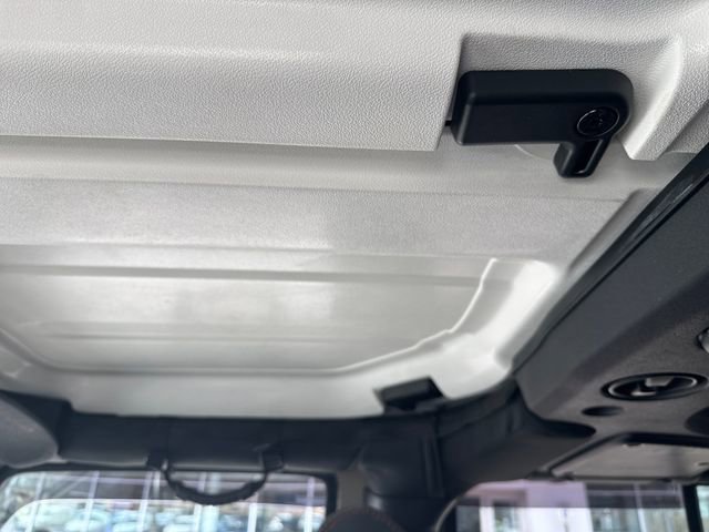 Used 2017 Jeep Wrangler Unlimited Rubicon image 31