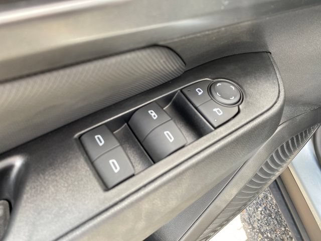 Certified 2024 Chevrolet Equinox EV RS FWD image 19