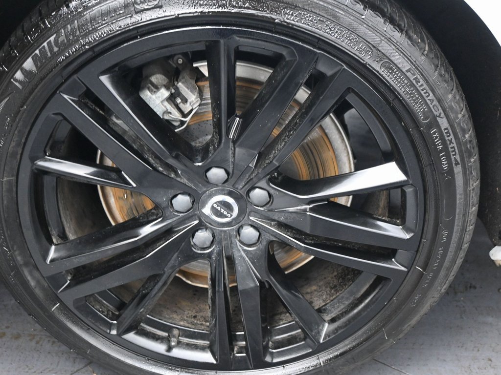 Used 2023 Volvo S60 T8 Ultimate image 39