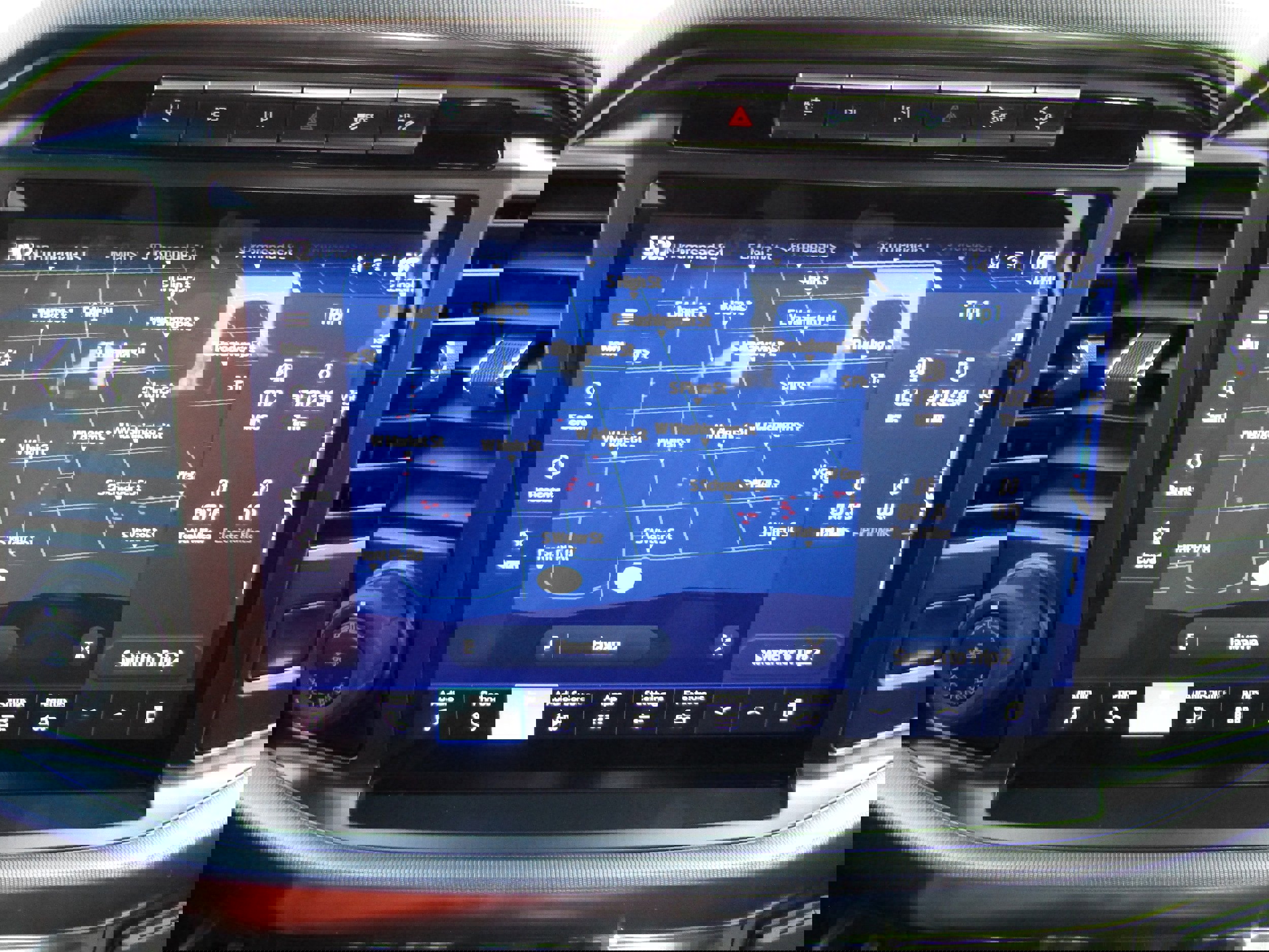 Used 2024 Ford F150 Platinum w/ FX4 Off-Road Package image 40