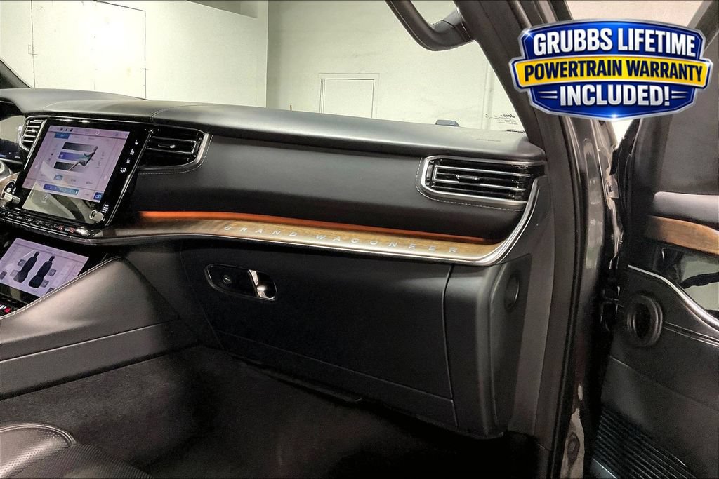 Used 2022 Jeep Grand Wagoneer Series II AWD/4WD image 19