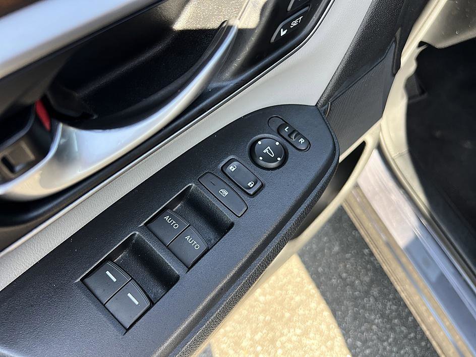 Used 2022 Honda CR-V EX-L image 21