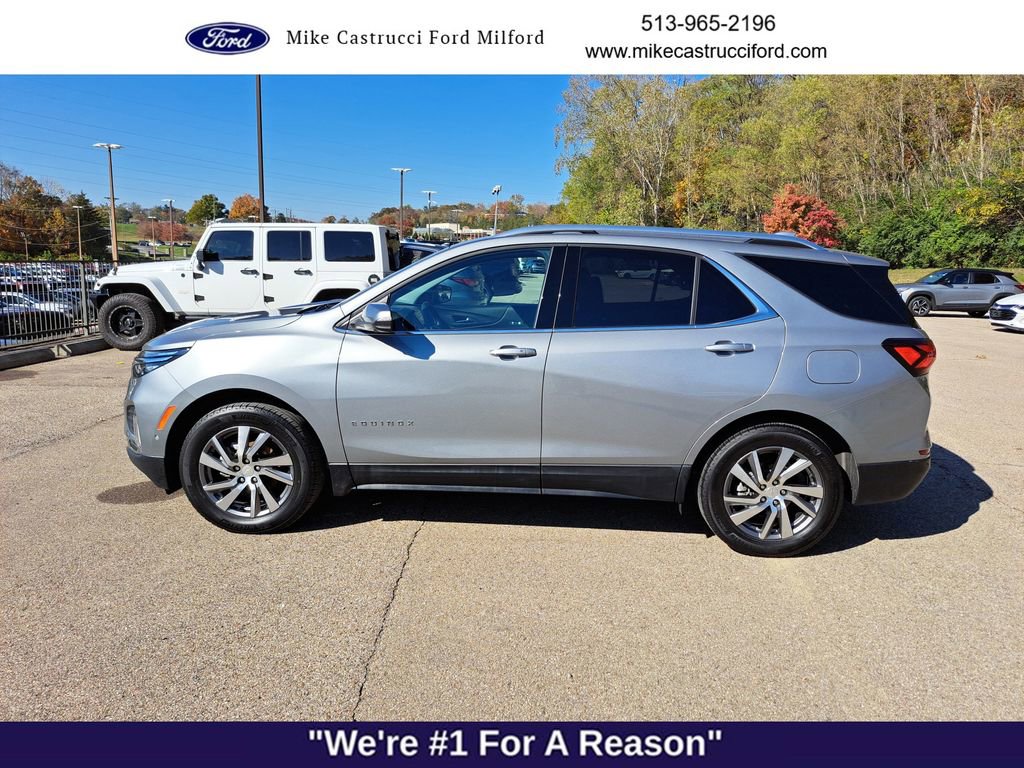 Used 2023 Chevrolet Equinox Premier image 2