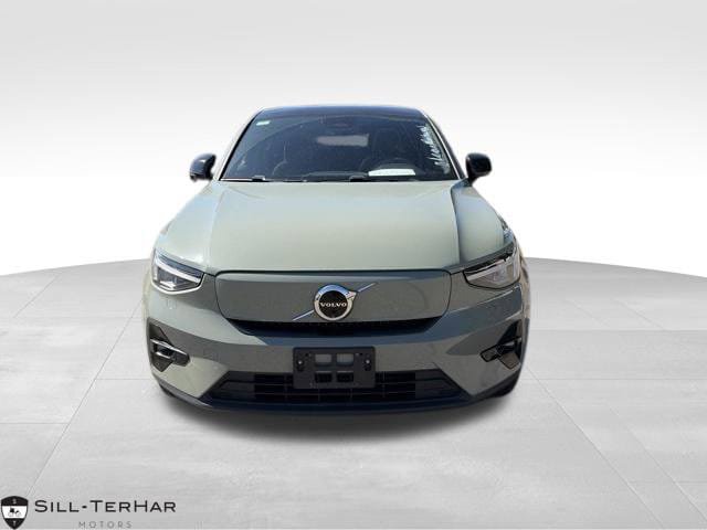 Used 2023 Volvo C40 P8 Recharge Plus w/ Climate Package AWD/4WD image 1
