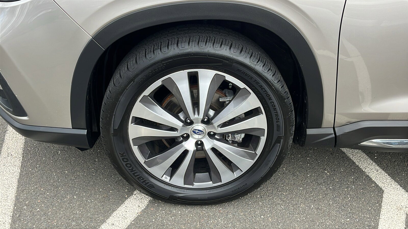 Used 2019 Subaru Ascent Limited AWD/4WD image 9