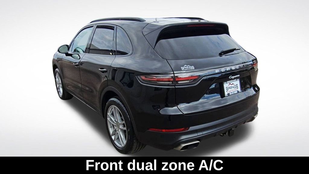 Used 2022 Porsche Cayenne AWD/4WD image 7