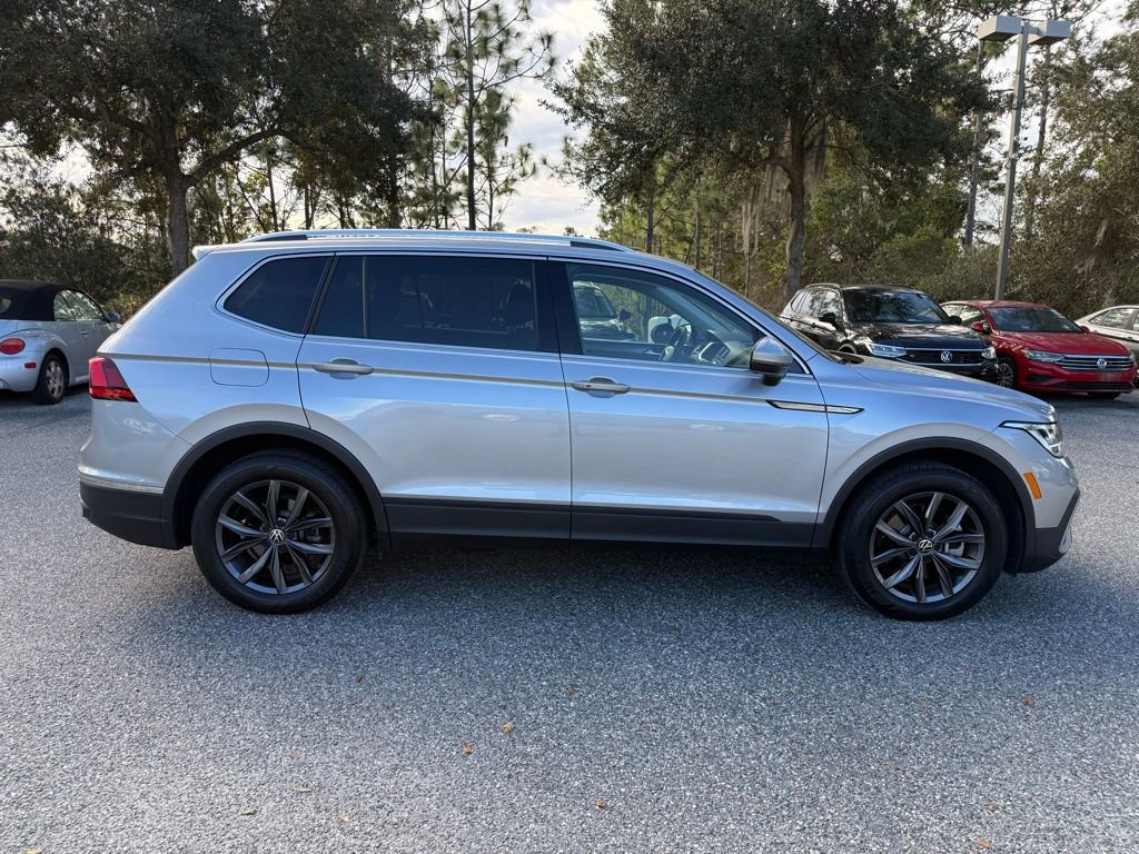 Used 2023 Volkswagen Tiguan SE image 5