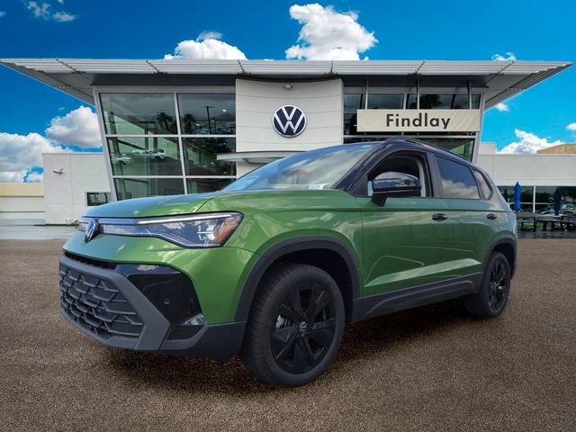 New 2026 Volkswagen Taos SE FWD image 2