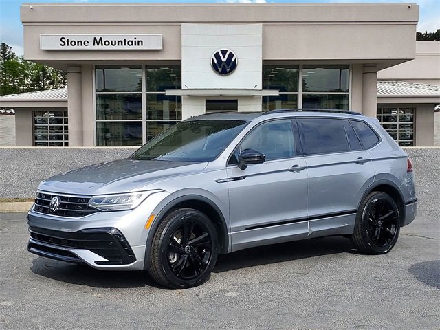 Used 2023 Volkswagen Tiguan SE R-Line