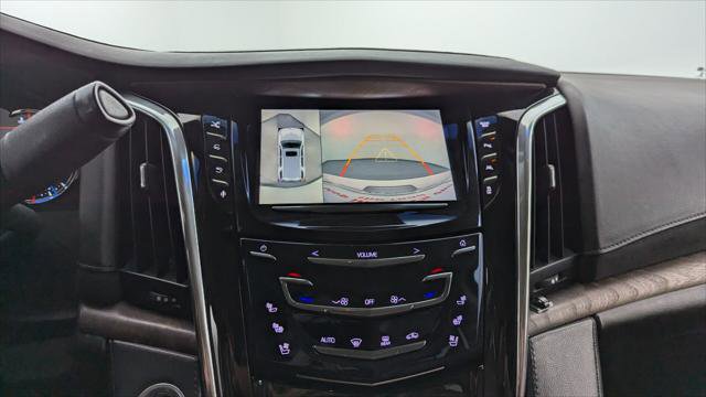 Used 2016 Cadillac Escalade ESV Premium image 29