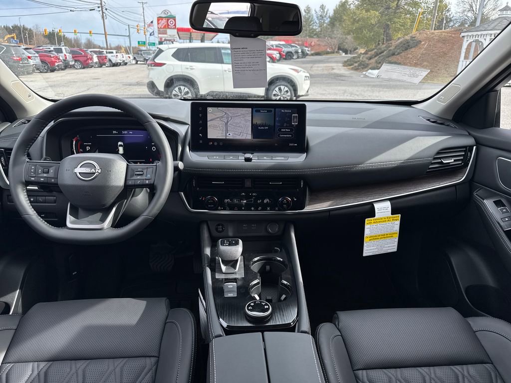 New 2026 Nissan Rogue Platinum w/ Platinum Premium Package image 13