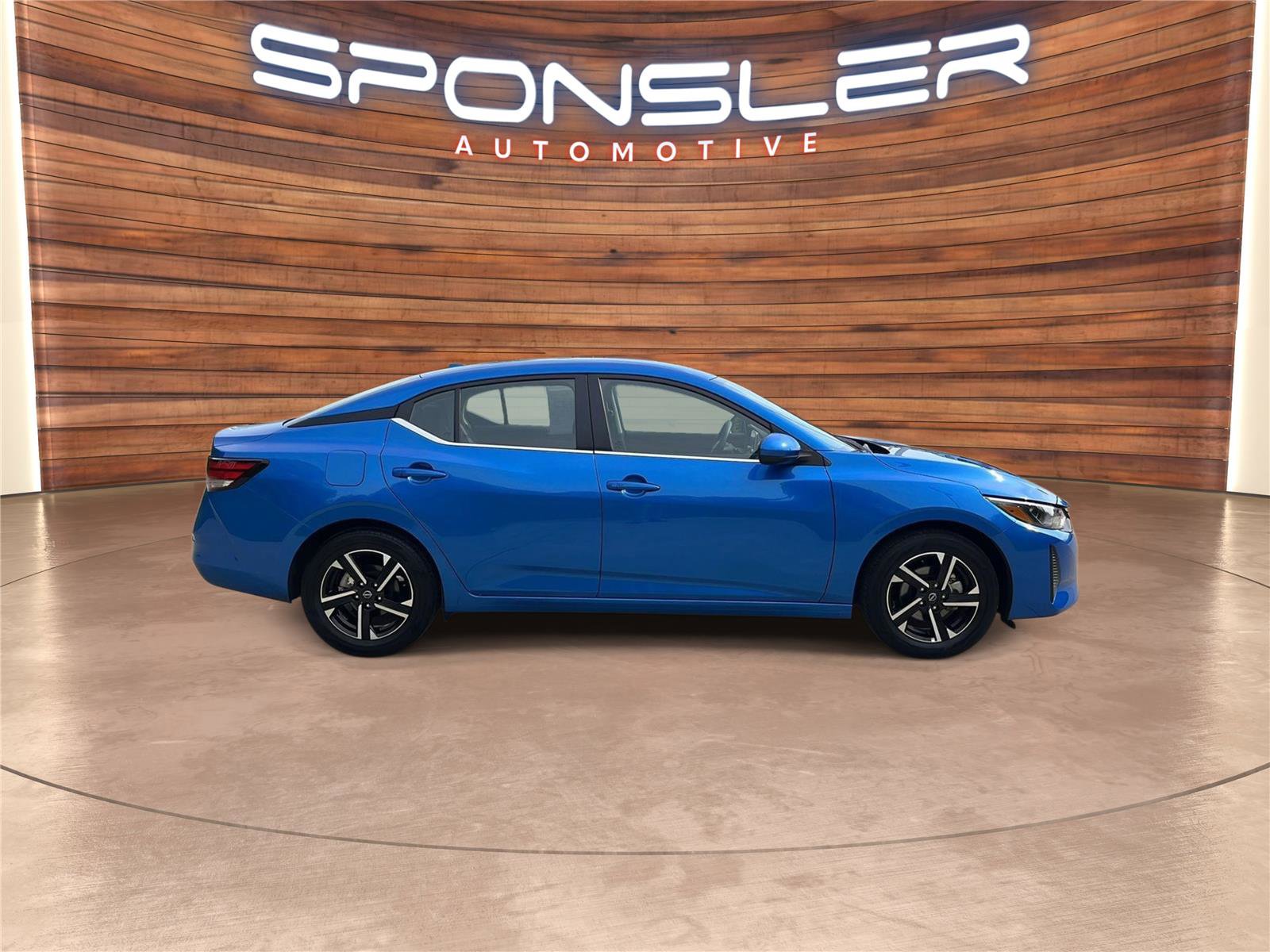 Used 2025 Nissan Sentra SV FWD image 8