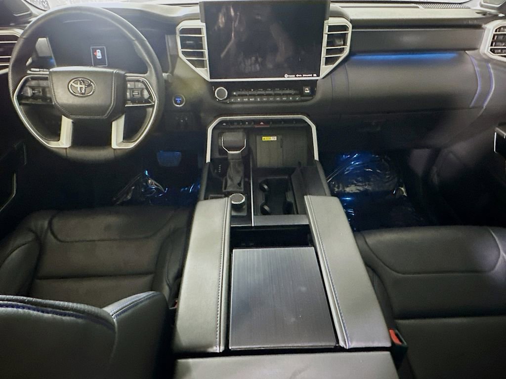 Used 2023 Toyota Sequoia Platinum AWD/4WD image 17