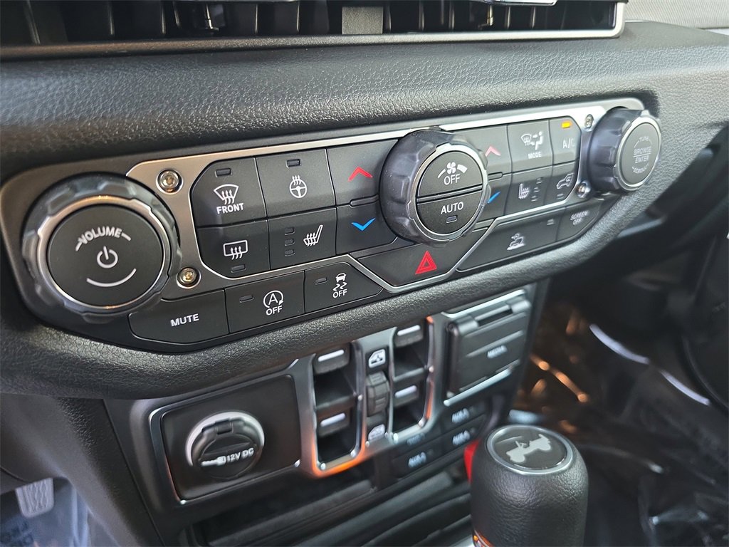 New 2025 Jeep Wrangler Sport S image 21