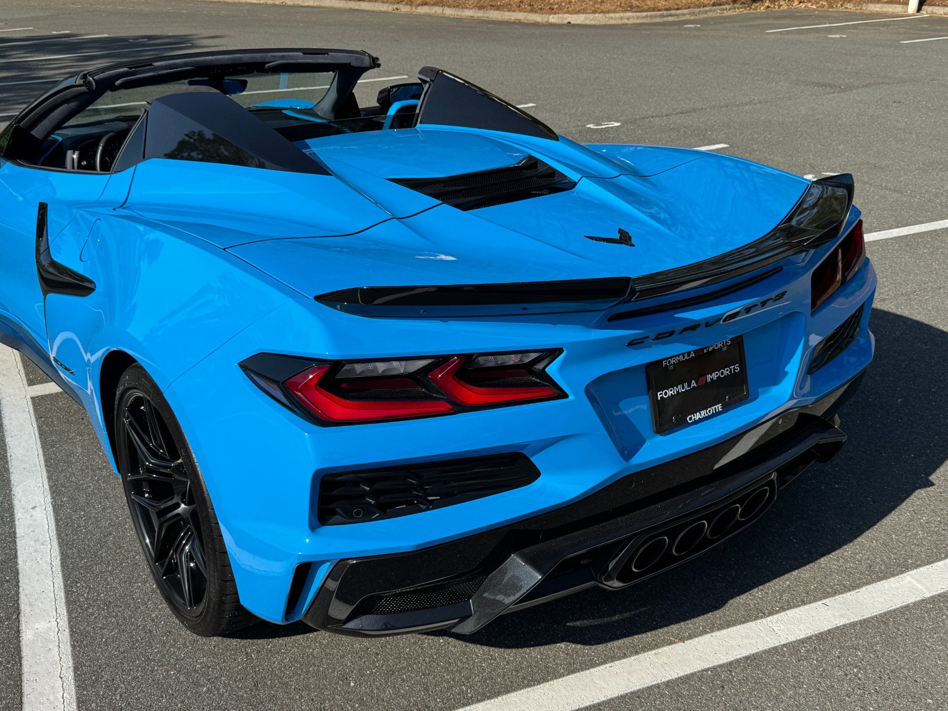 Used 2023 Chevrolet Corvette Z06 w/ Stealth Interior Trim Package RWD image 25