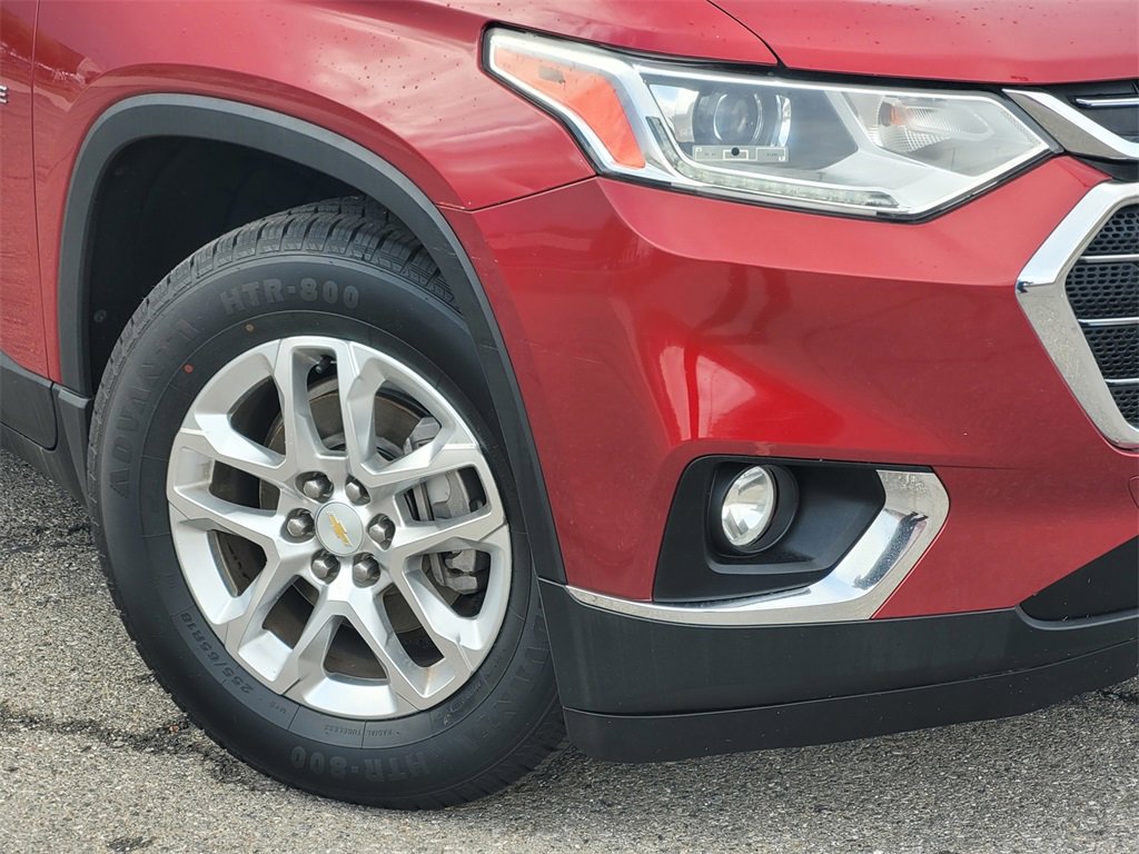 Used 2018 Chevrolet Traverse LT image 9