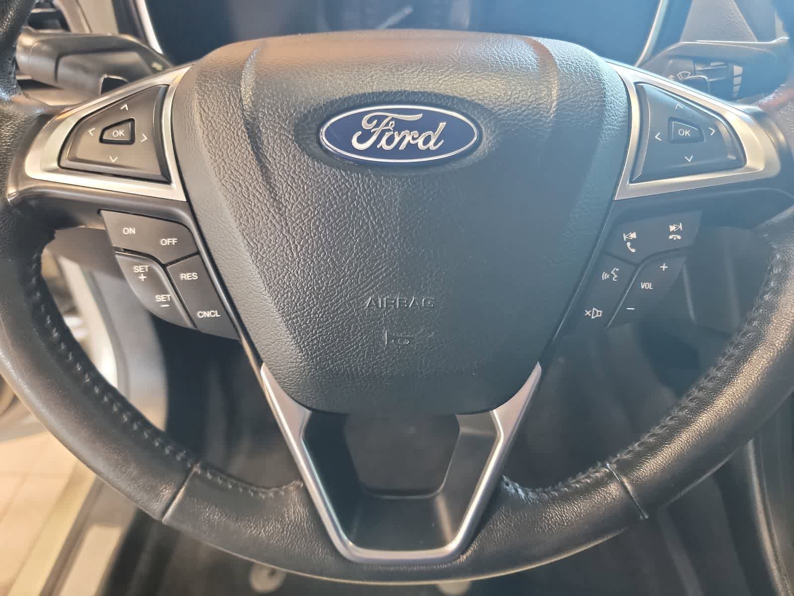 Used 2018 Ford Fusion Titanium AWD/4WD image 15