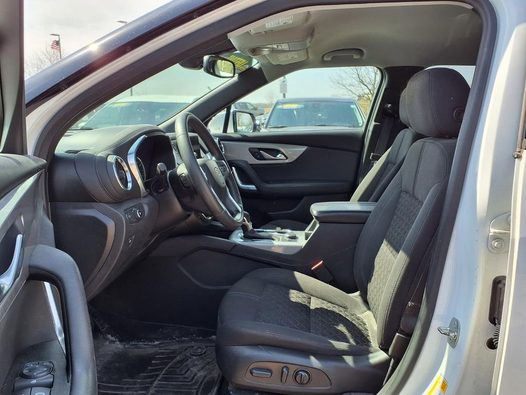 Used 2022 Chevrolet Blazer LT FWD image 19