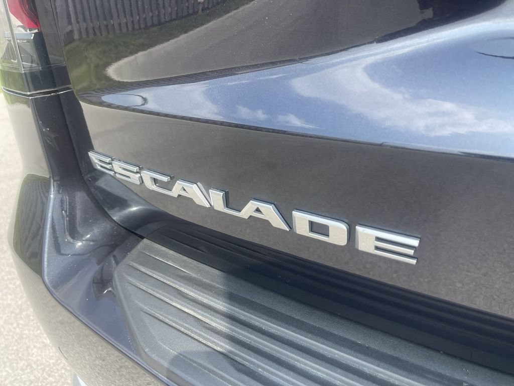 Certified 2023 Cadillac Escalade Premium Luxury w/ Performance Package AWD/4WD image 12