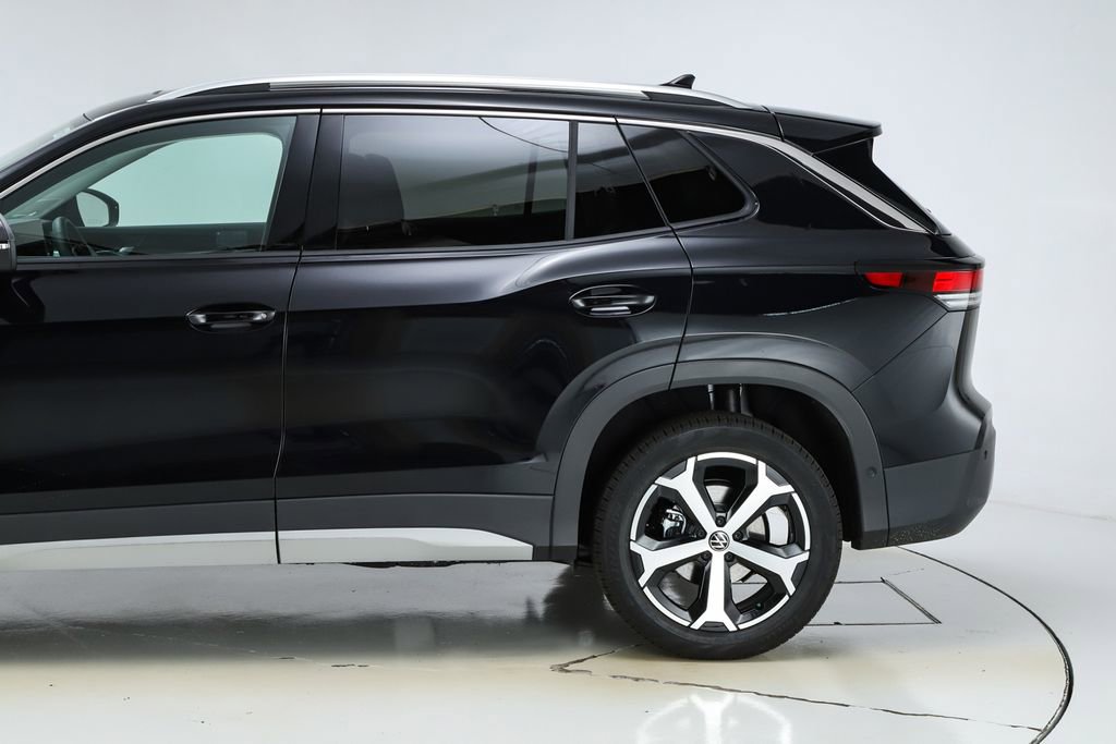 New 2026 Volkswagen Tiguan SE image 4