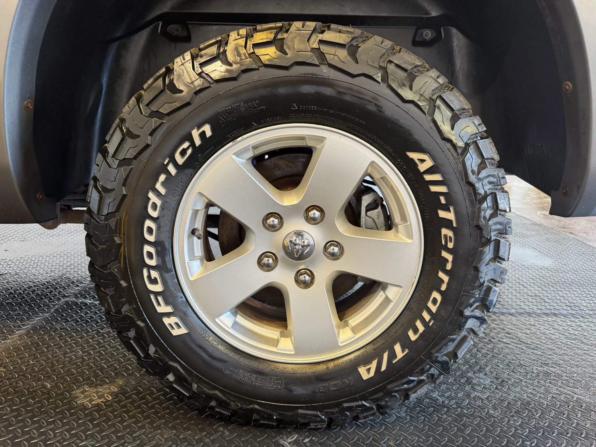 Used 2012 RAM 1500 Outdoorsman image 33