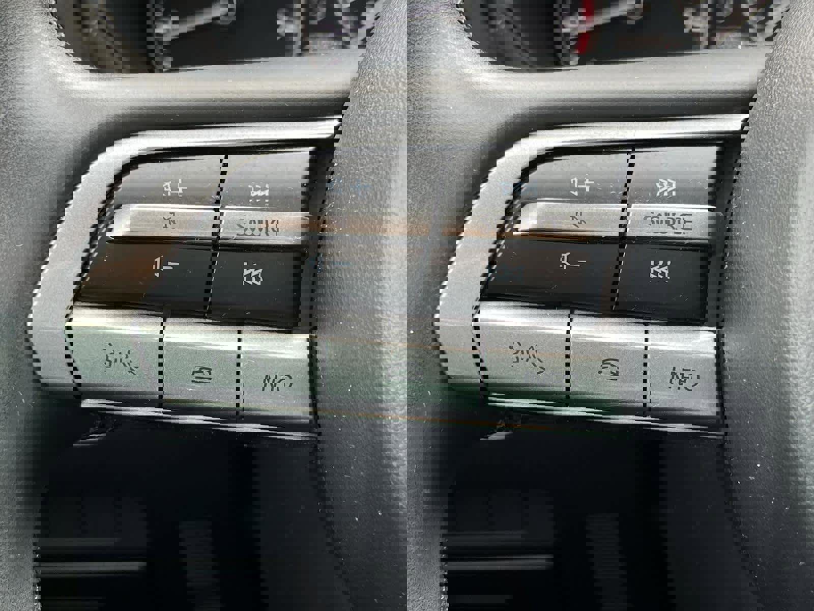 Used 2021 MAZDA MAZDA3 s image 25