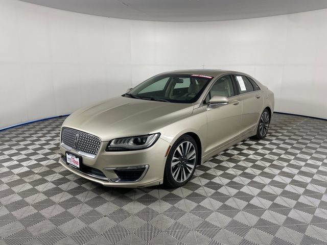 Used 2017 Lincoln MKZ Reserve FWD image 1