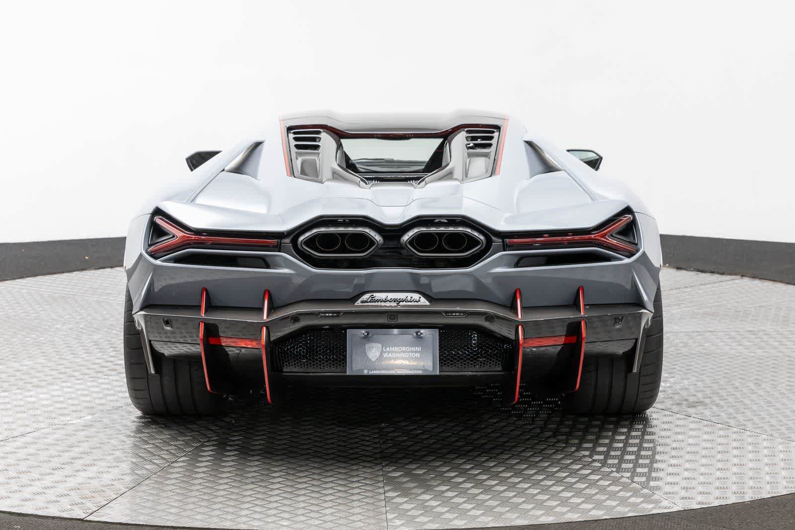 Used 2024 Lamborghini Revuelto AWD/4WD image 5