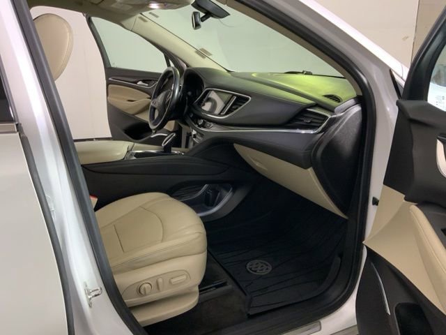 Used 2018 Buick Enclave Essence image 27
