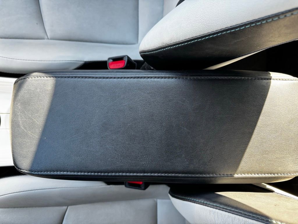 Used 2016 Toyota Prius Four image 19