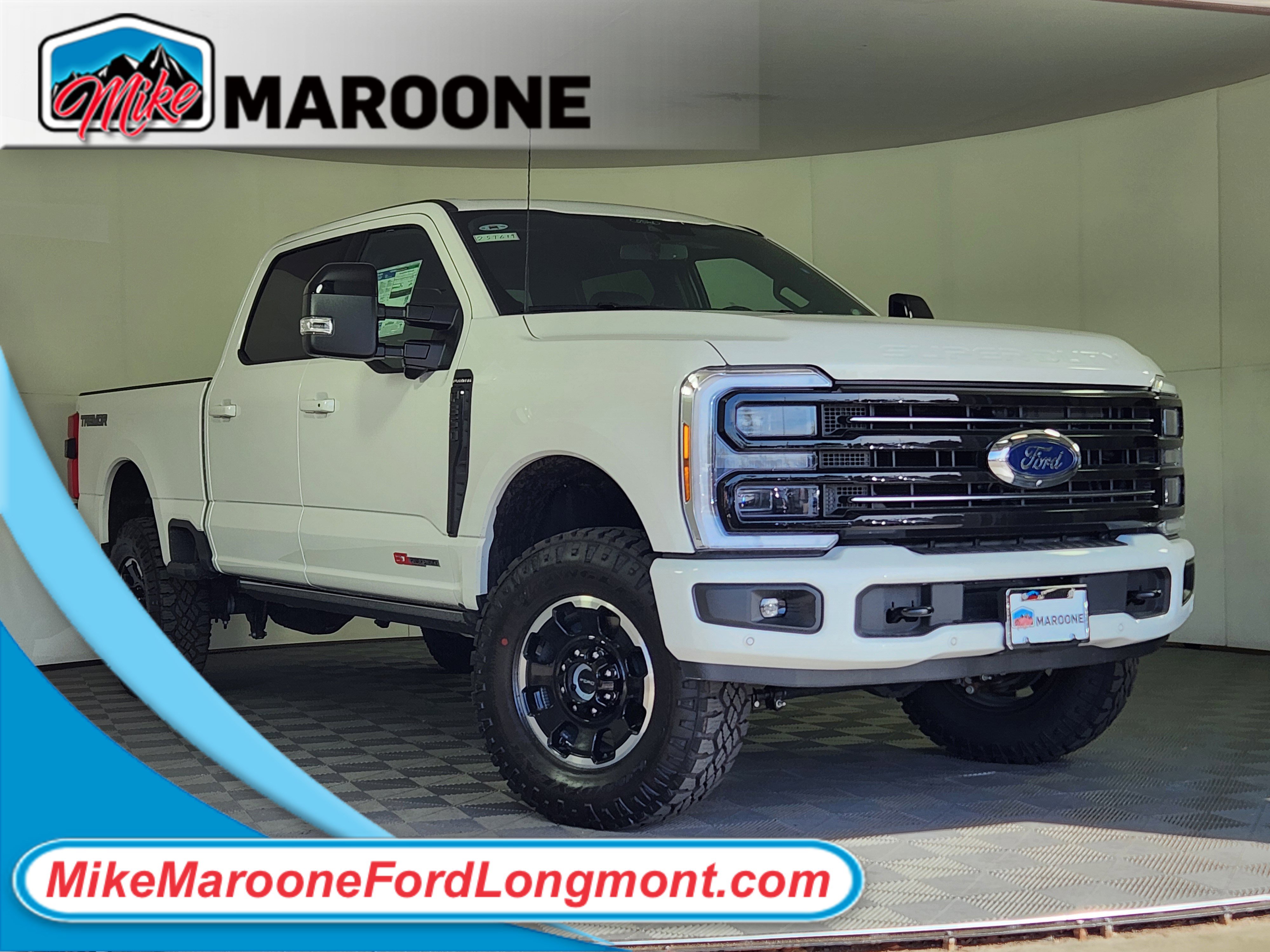 New 2025 Ford F350 Platinum w/ Tremor Off-Road Package