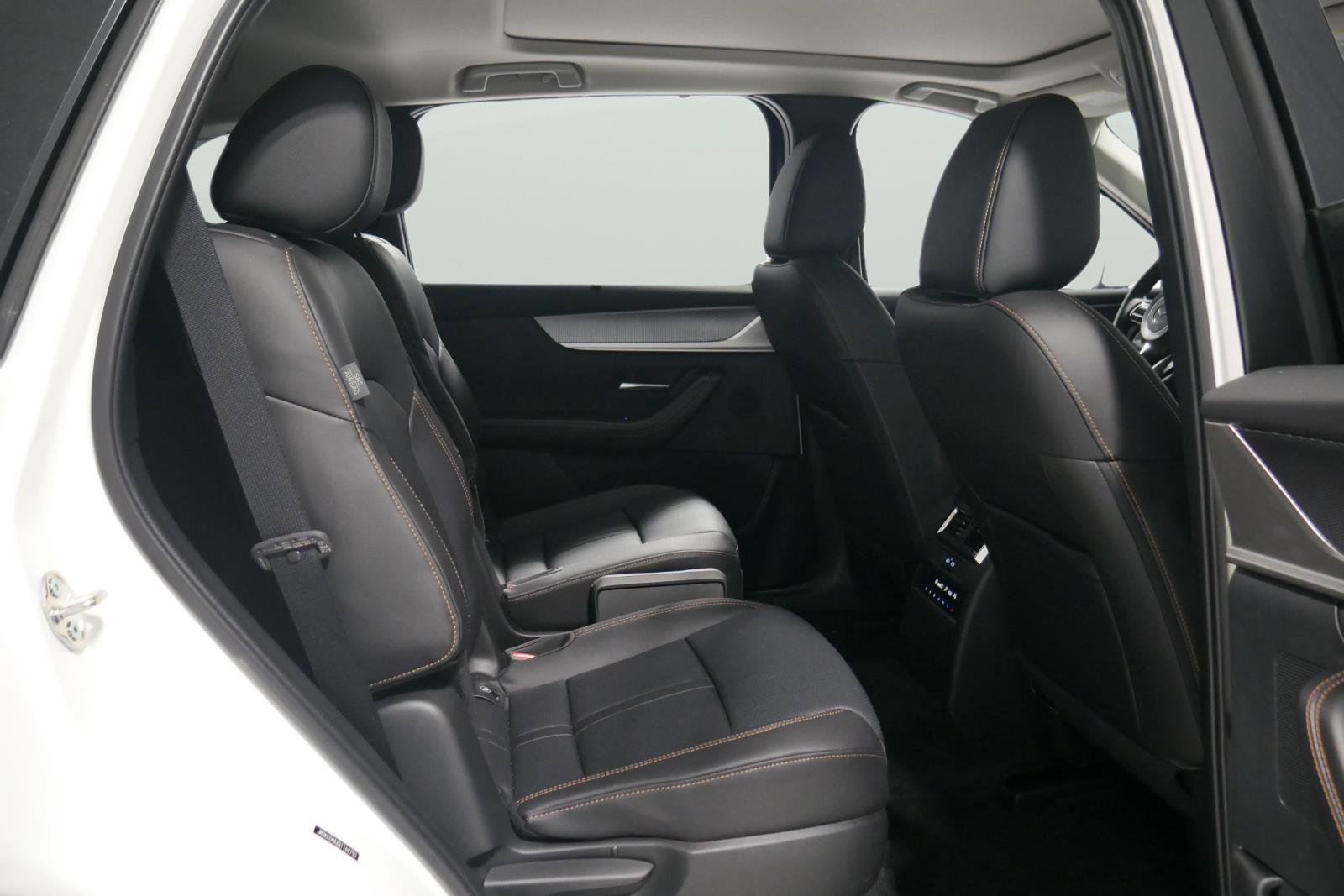 New 2024 MAZDA CX-90 Plug-In Hybrid w/ Premium Pkg image 18