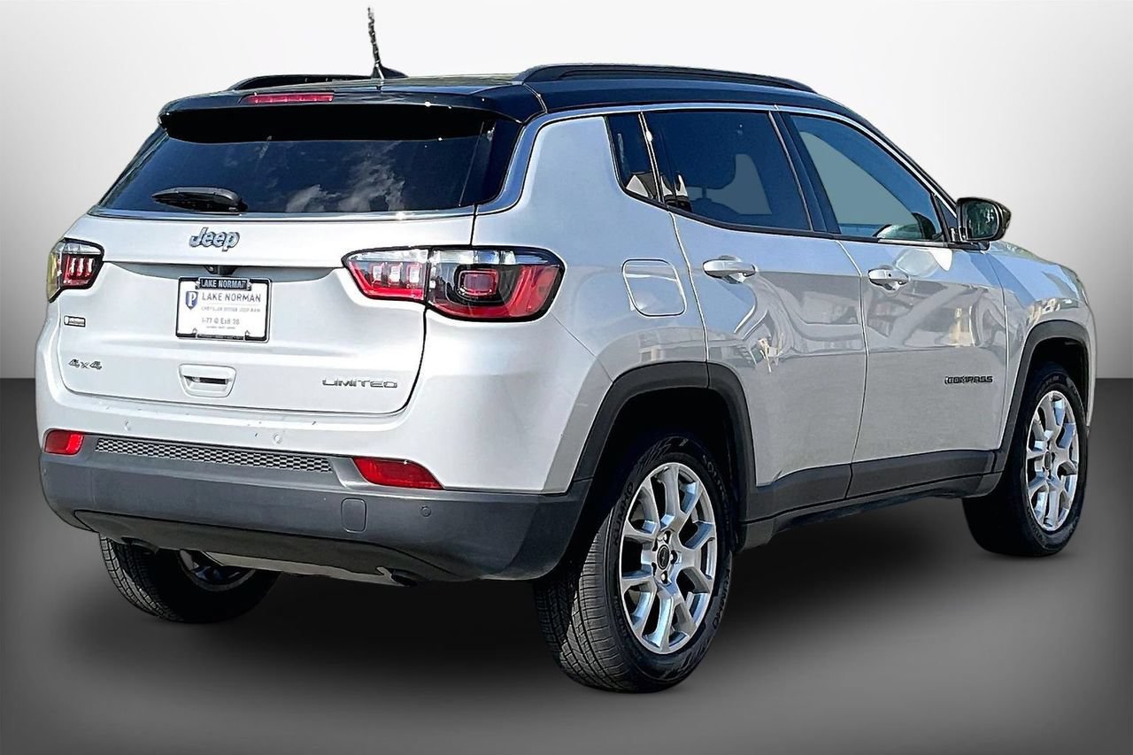 Used 2025 Jeep Compass Limited AWD/4WD image 8
