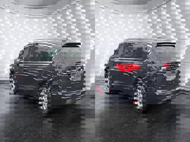 New 2026 Chrysler Voyager LX image 20