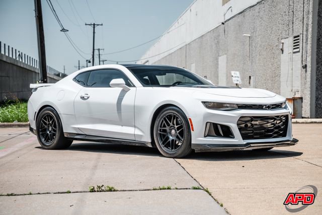 Used 2018 Chevrolet Camaro ZL1 RWD image 50