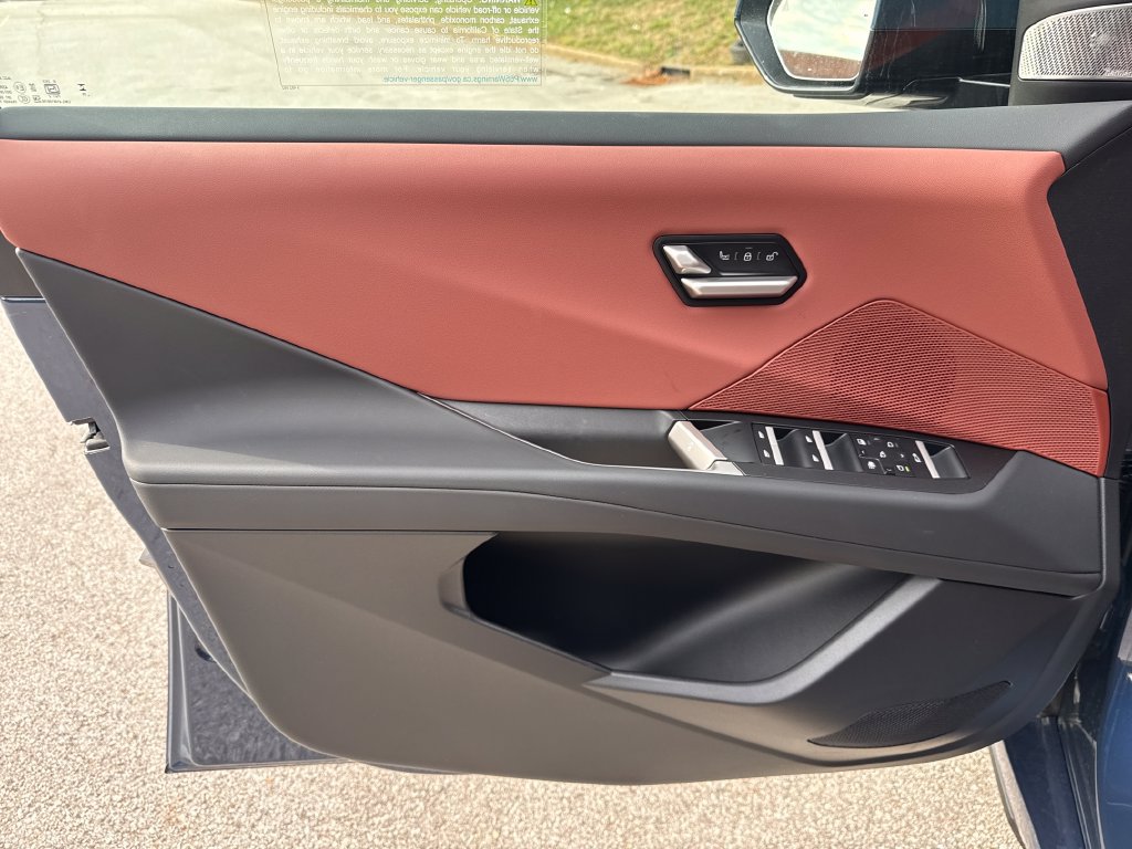 New 2027 BMW iX3 50 xDrive AWD/4WD image 12