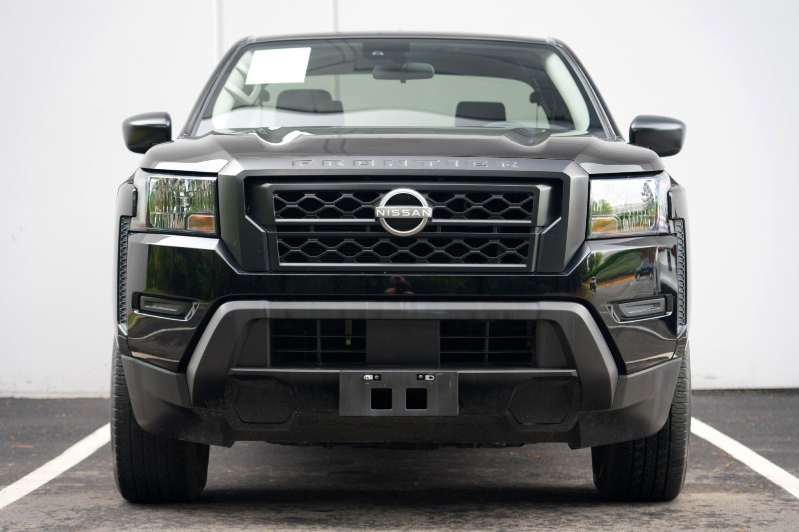 Used 2023 Nissan Frontier S w/ Technology Package RWD image 6