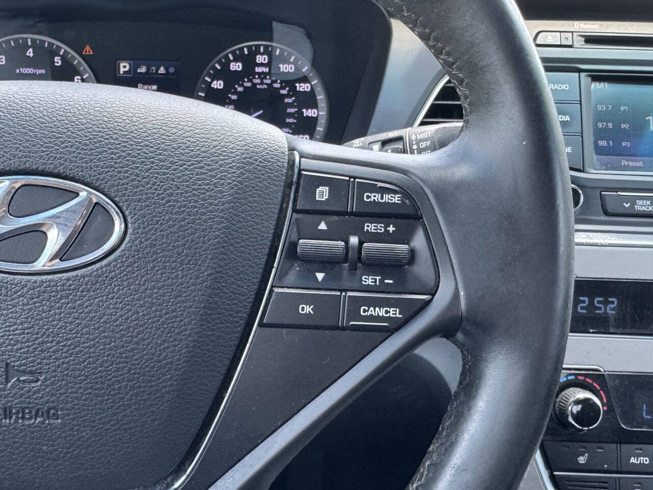 Used 2015 Hyundai Sonata Sport w/ Option Group 03 FWD image 22