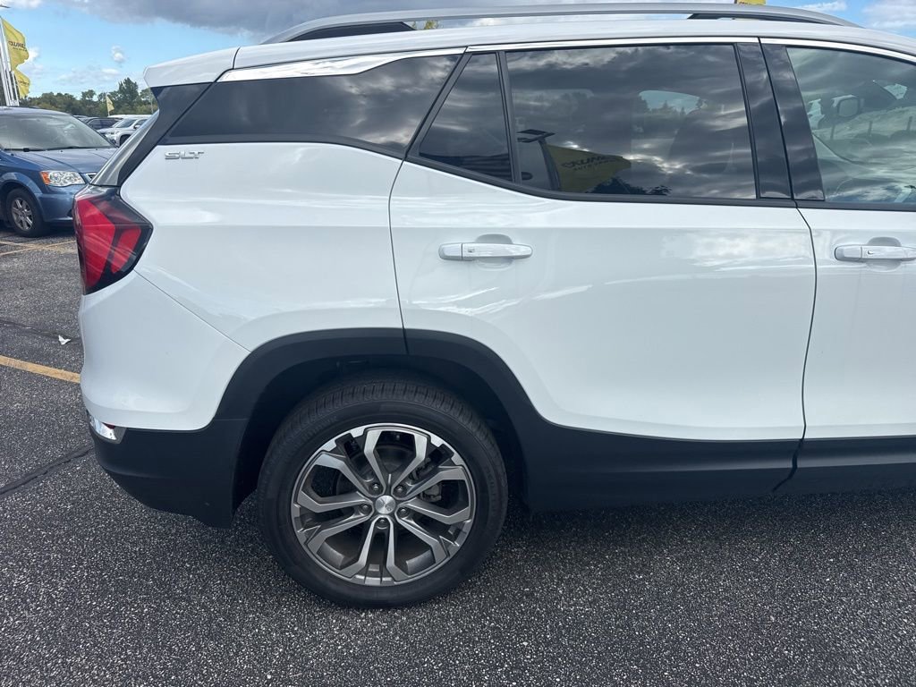 Used 2020 GMC Terrain SLT w/ Preferred Package image 11