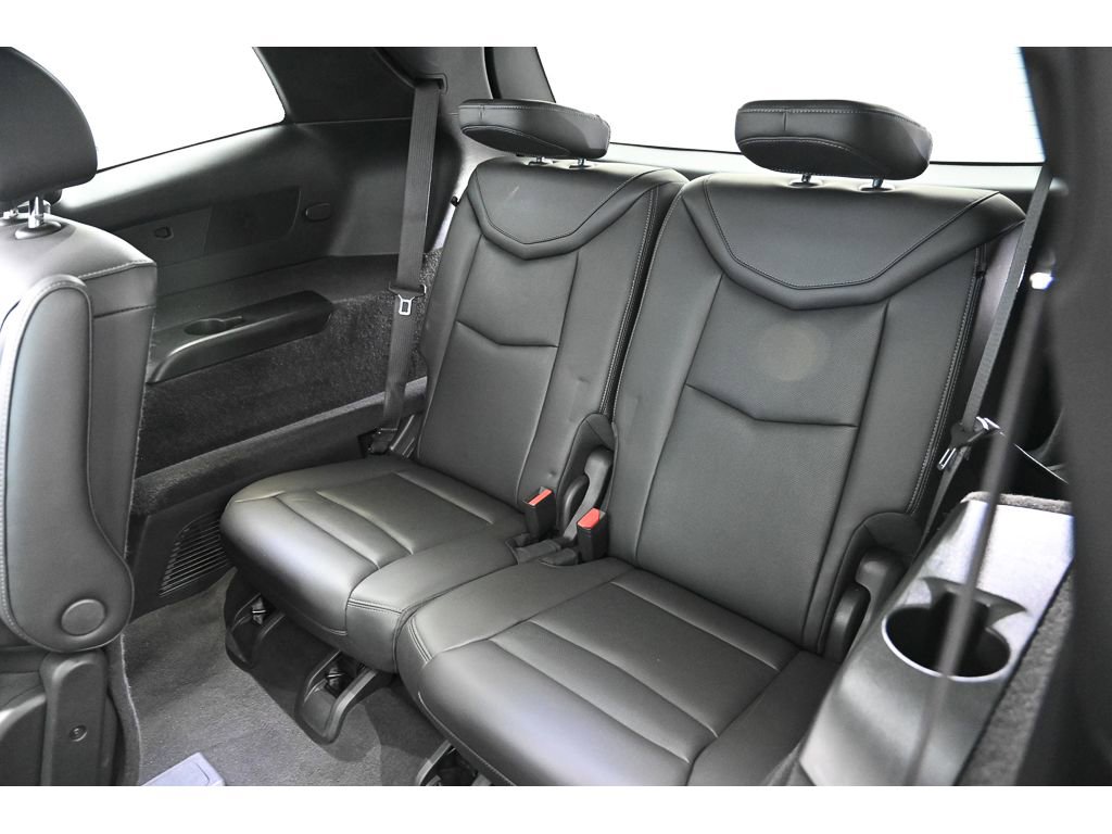 Certified 2025 Cadillac XT6 Premium Luxury image 28